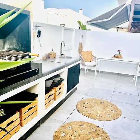 El Palmeral - Exlusive With Private, Heated Pool In Villa Corralejo