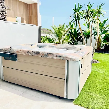 El Palmeral - Exlusive With Private, Heated Pool In Villa *