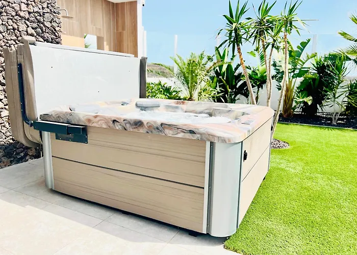 El Palmeral - Exlusive With Private, Heated Pool In Villa *