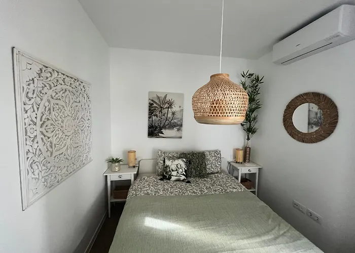 Villa El Palmeral - Exlusive With Private, Heated Pool In Corralejo