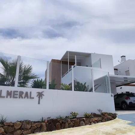 El Palmeral - Exlusive With Private, Heated Pool In Corralejo